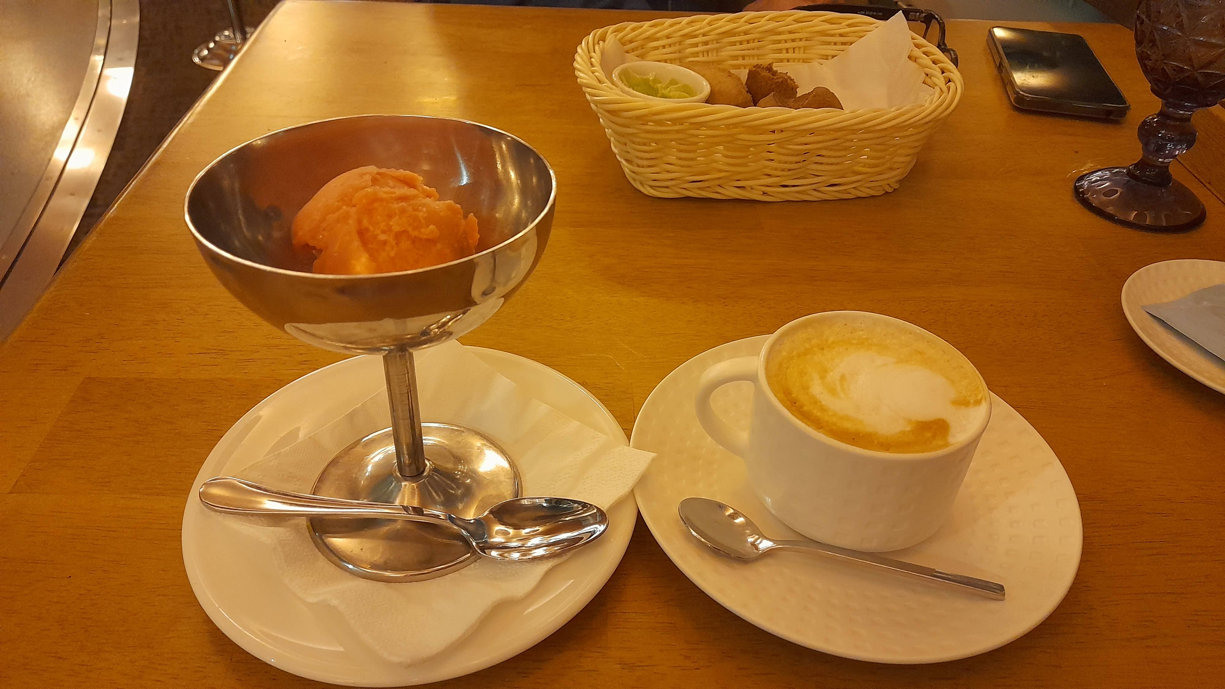 20251003_193529.jpg 20251003_193529.jpg