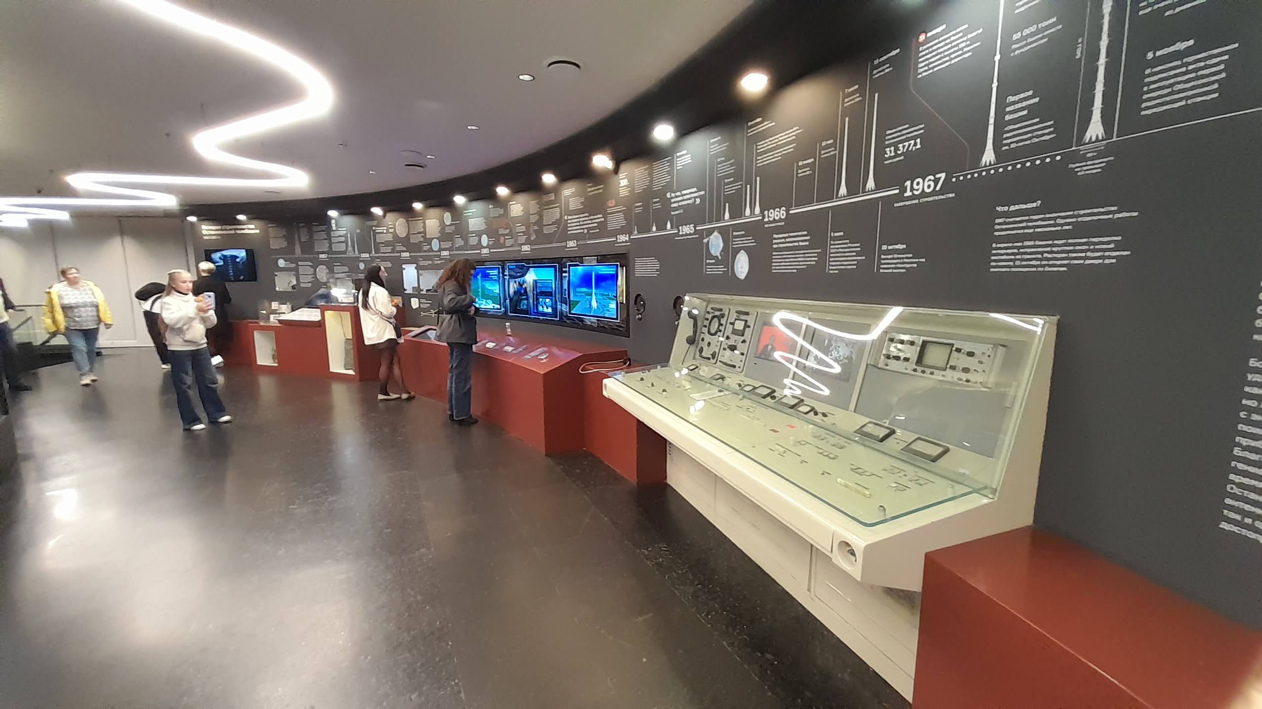 20251003_180205.jpg 20251003_180205.jpg