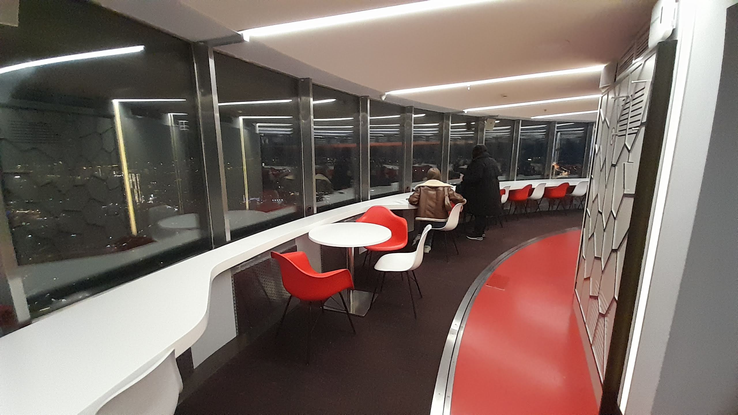 20251003_184506.jpg 20251003_184506.jpg